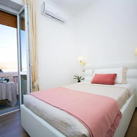 Viale Italia Boutique Bed & Breakfast 3*
